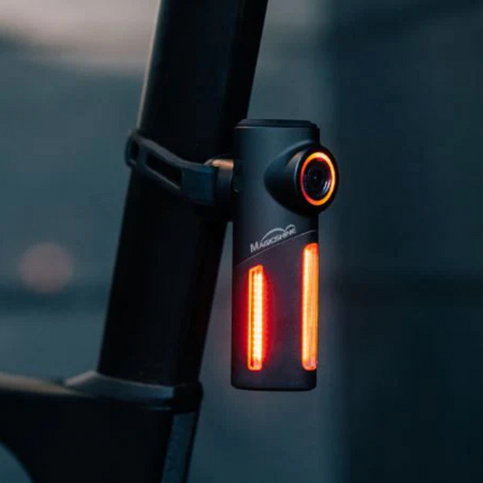 DV7